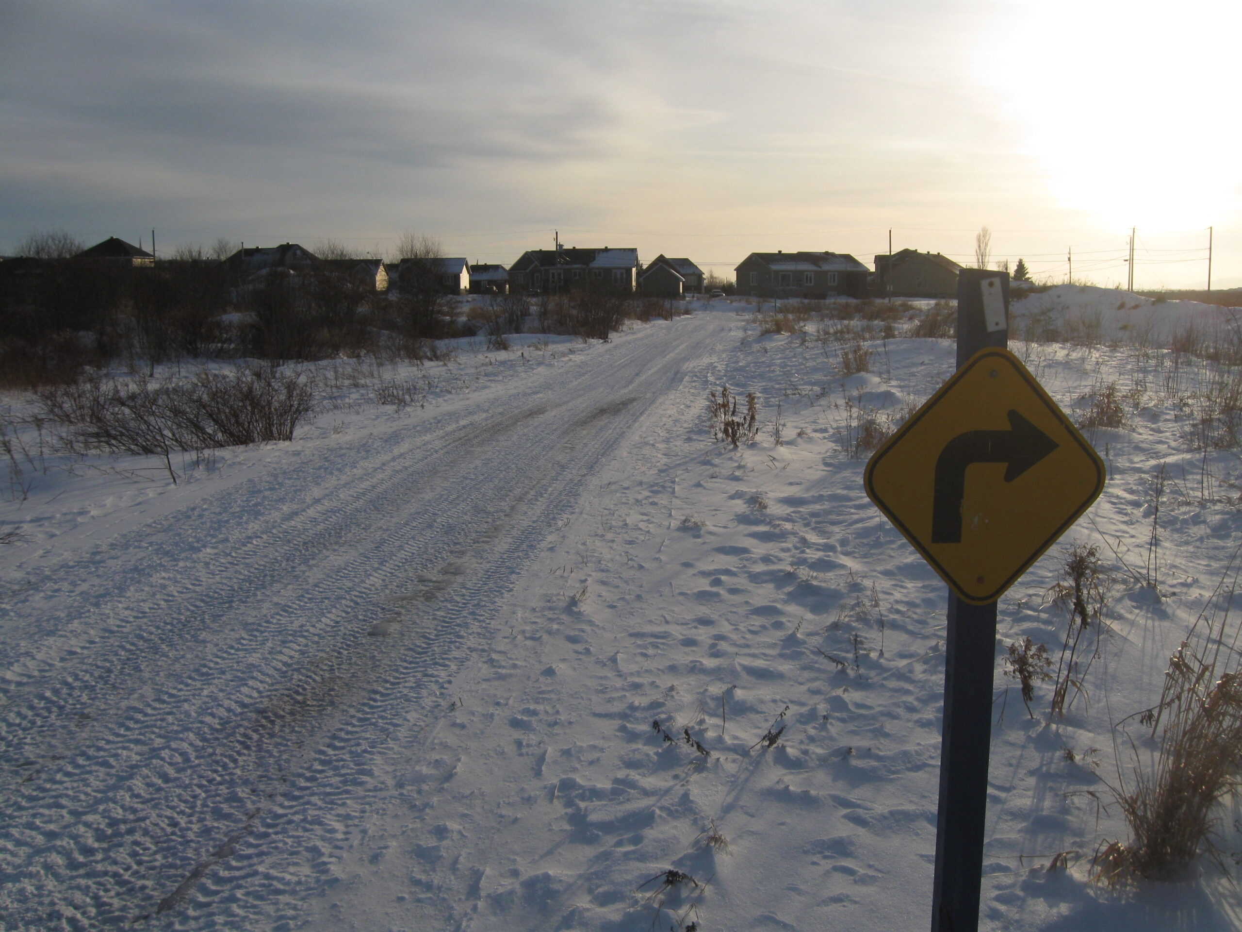 Sentiers-fédérés-quads-pour-ne-pas-tomber-dans-le-panneau-de-la-signalisation