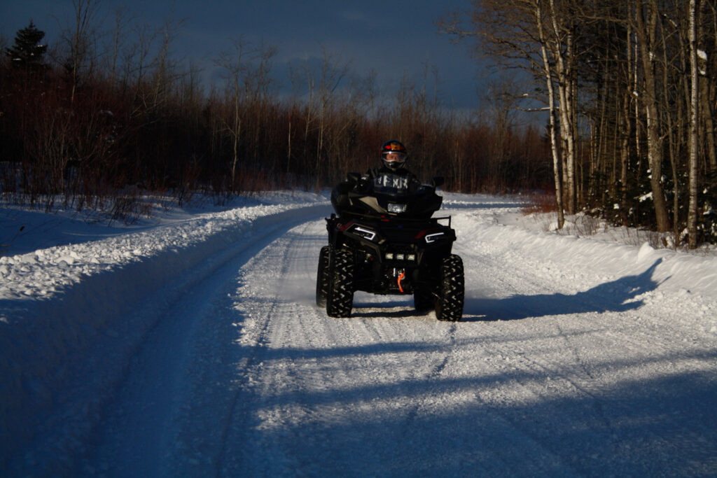 Pourquoi les sentiers quad ne sont-ils pas des billards en hiver ?