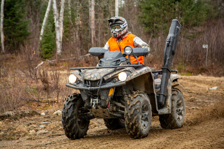 Fermeture des sentiers quads pour les périodes de chasse à travers le